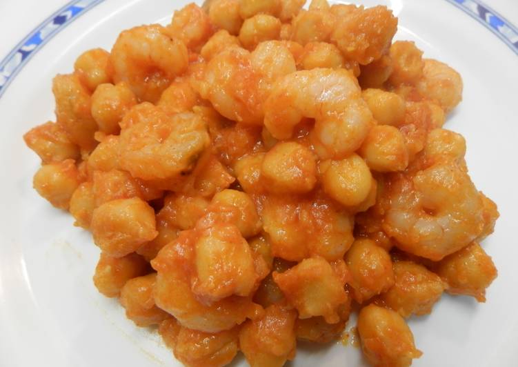 Garbanzos con gambas y tomate Receta de Carmem Cookpad