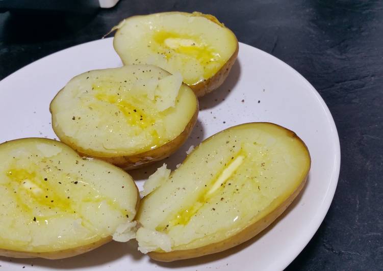 Jacket potatoes Receta de Becky Cookpad
