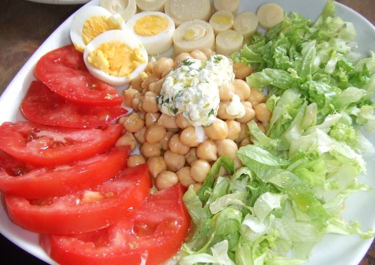 Ensalada de garbanzos con palmitos y mayonesa de albahaca Receta de Cuqui Cookpad