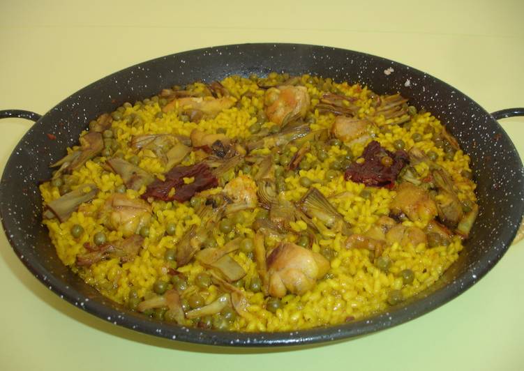 Paella de pollo, alcachofas y guisantes Receta de Kiko Cookpad