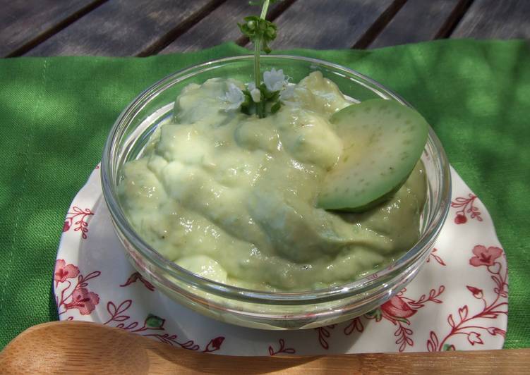 Resultado de imagen de salsa mayonesa de aguacate