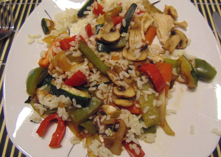 Wok de verduras con arroz y pollo fácil Receta de ...