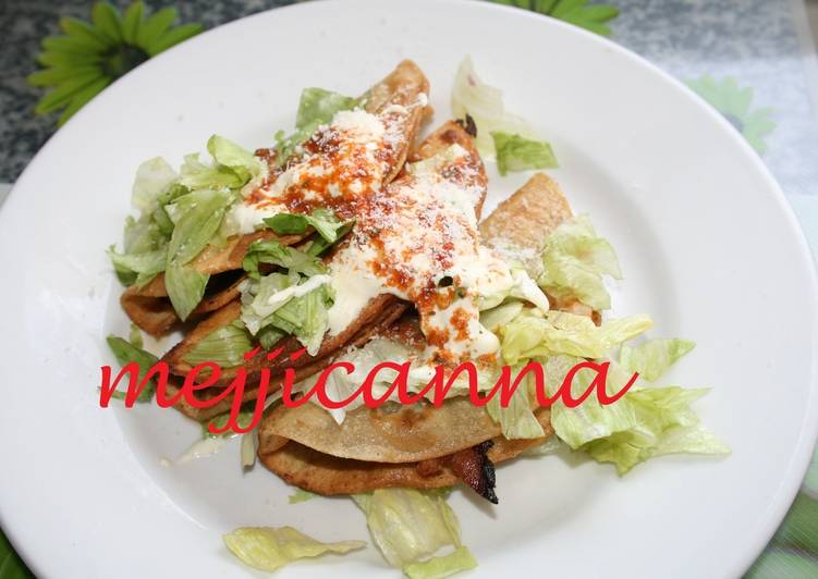 Tacos de pollo dorados con consome Receta de Delil Cookpad