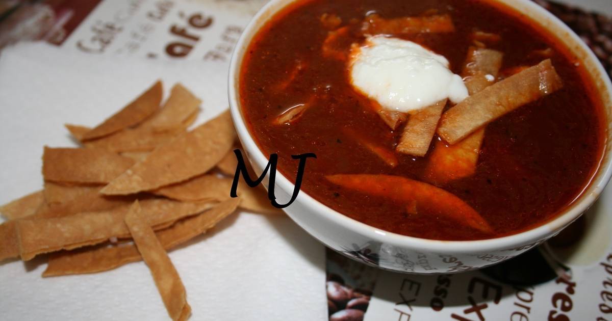 Sopa de tortilla con chile guajillo Receta de LLYLLYAN Cookpad