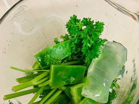 Foto del paso 6 de la receta Batido quema grasa. de perejil aloe Vera y nopal