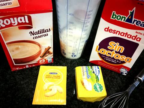 Foto del paso 1 de la receta Tulipanes de chocolate con natilla