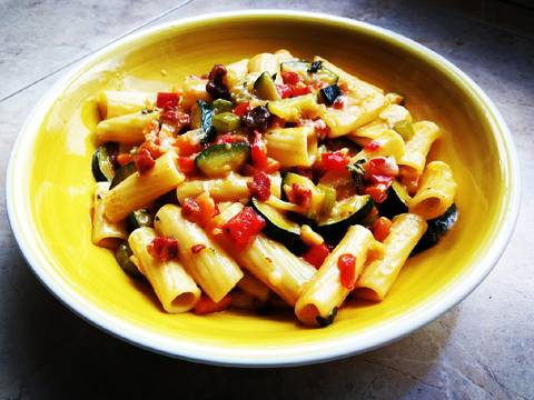 Foto del paso 8 de la receta Macarrones con calabacin y chorizo