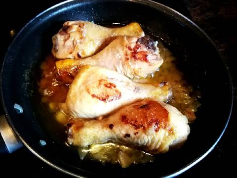 Foto del paso 1 de la receta Jamo citos de pollo en salsa con patata frita