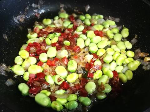 Foto del paso 2 de la receta Alubias roja con chorizo