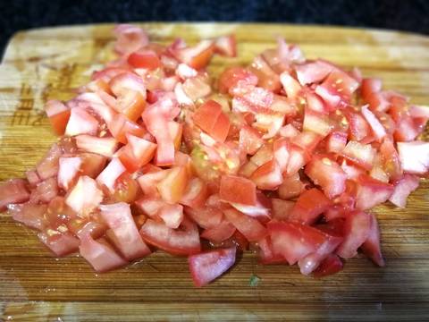 Foto del paso 8 de la receta Guiso de habas con pollo y alcachofas al las hierbas aromaticas