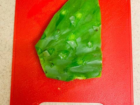 Foto del paso 2 de la receta Batido quema grasa. de perejil aloe Vera y nopal