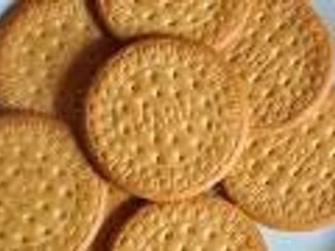 Foto del paso 2 de la receta Pastel helado de limón con galletas

