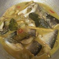 Ikan Patin bumbu kuning asem