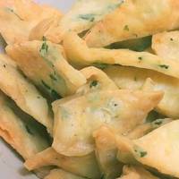 Kue Bawang Gurih Renyah