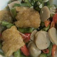 Bakso tumis buncis