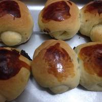 Roti Unyil Sosis Keju Favorit Keluarga ( Mini Sausage roll bun)
