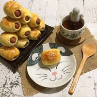 Roti Unyil Sosis Keju Favorit Keluarga ( Mini Sausage roll bun)