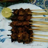 Resep Sate Ayam (sweet satay) oleh Lily Minarosa - Cookpad