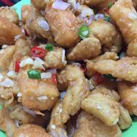 Resep Ayam Cabai Garam mudah,pedess asin endess oleh Tintin Rayner