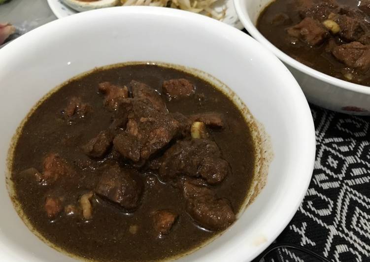 Resep Rawon Sapi Kiriman dari Sheila Saraswati