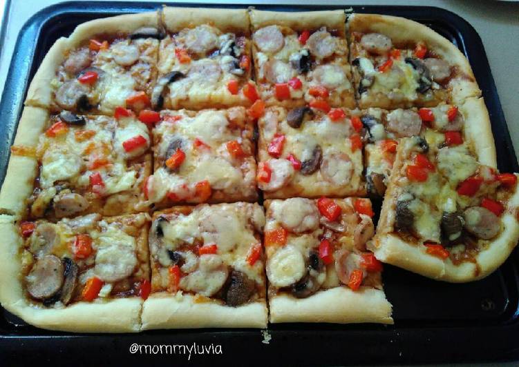 bahan dan cara membuat Bbq Pizza mozarella (mudah, pasti berhasil)