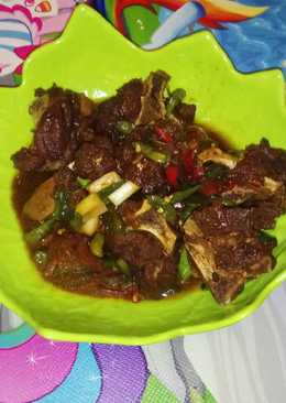 Tulang sapi masak kecap