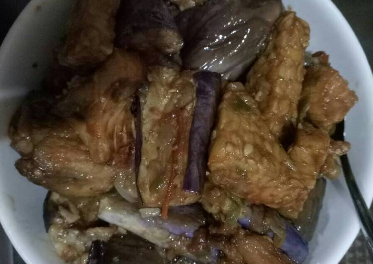 gambar untuk resep makanan Ikan asin jambal terong ungu pedas
