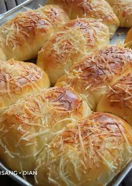 Roti manis isi pisang