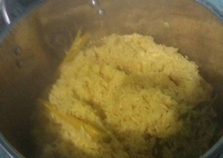 resep Nasi kuning pulen gurih