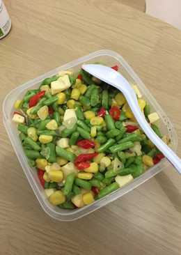 Baby buncis dengan jagung manis dan tahu telor