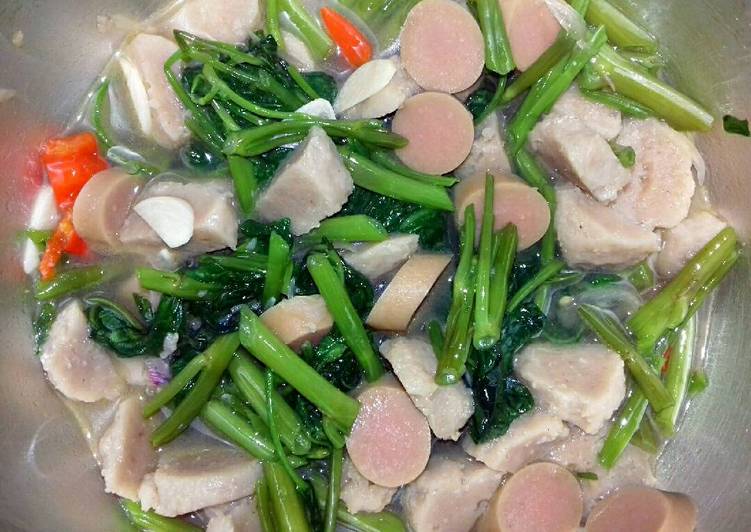 resep makanan Tumis kangkung bakso dan sosis