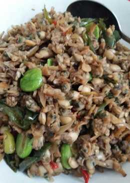 Kerang Remis/ Ecol/ Lamis Pedas with Petai