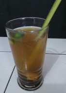 Wedang jahe,sereh,jeruk nipis (melunturkan lemak perut)