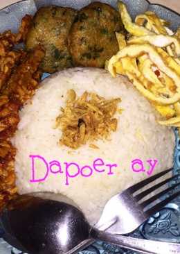 Nasi uduk komplit