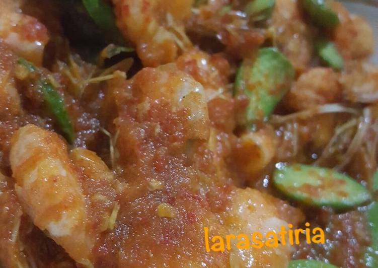 Resep Sambal  Goreng  Udang  Pete  oleh larasatiria Cookpad