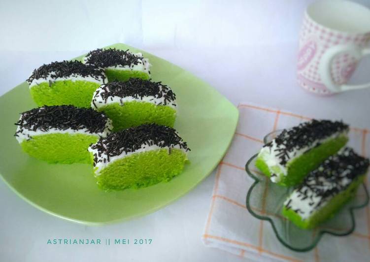 resep makanan Brownies Kukus Pandan Ny.Liem