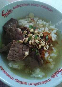 Soto daging sapi kuah bening