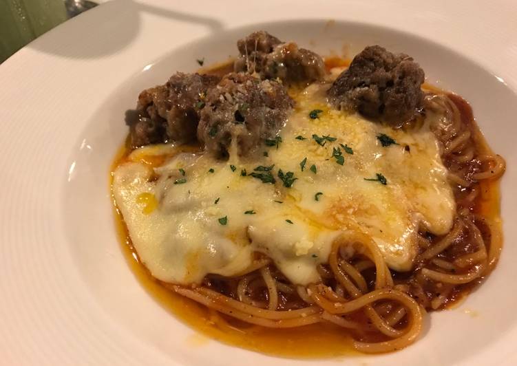 cara membuat Spaghetti With Meatballs and Mozarella