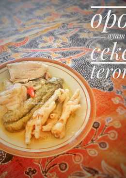 Opor ayam plus terong dan ceker