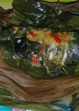 Pepes ikan Mas daun kemangi