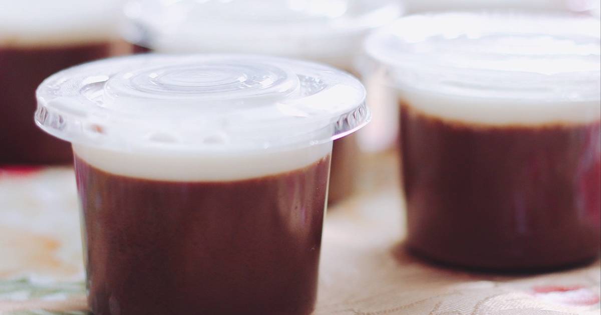 Resep Chocolate Pudding with Vla (ala KFC) oleh Husna Hidayati Cookpad