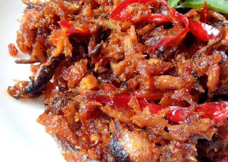 resep lengkap untuk Tongkol Suwir Balado