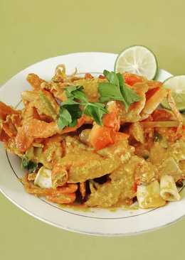 Kepiting Cumi Saus Padang