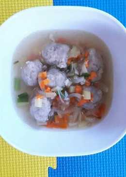 Sup bakso ayam dan sayuran (menu mpasi balita 18bulan)