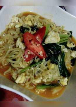 Mie goreng kuah sayuran