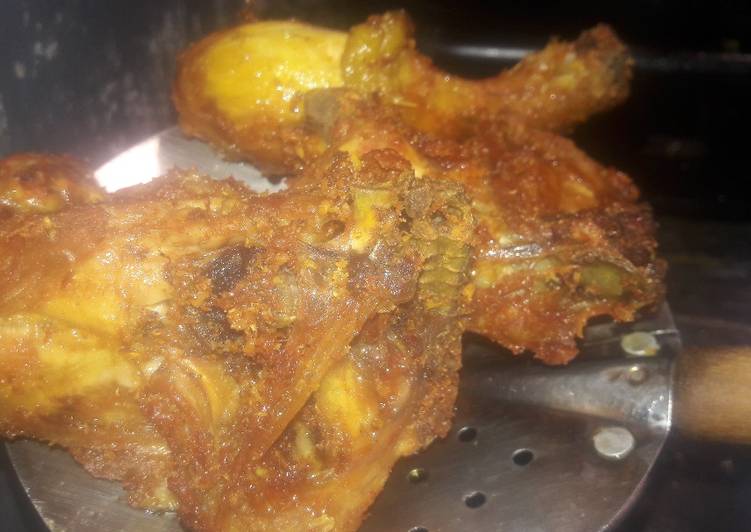  Resep  Ayam  goreng lalapan  oleh Heny Rizqiyah Cookpad