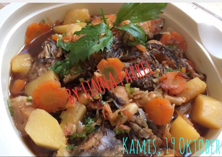 bahan dan cara membuat Iwak haruan??(Ikan Gabus) masak kecap