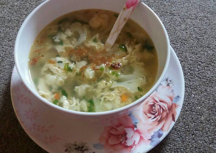 Resep Sup Telur Sehat Oleh Halwaan's Kitchen