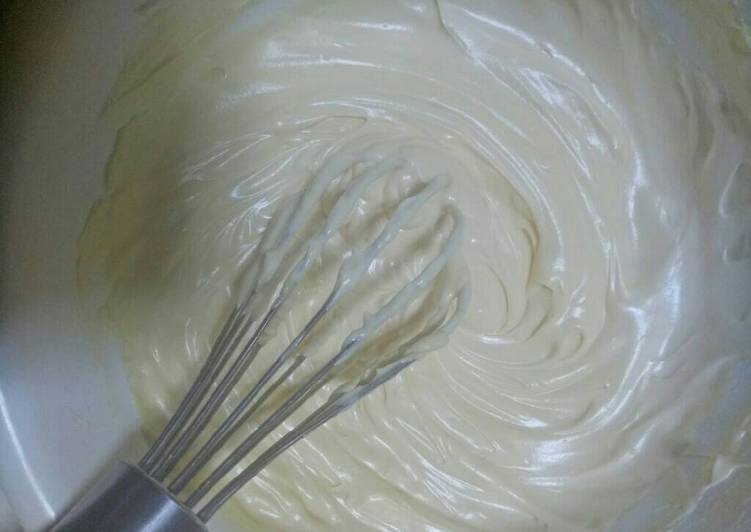bahan dan cara membuat Buttercream margarin