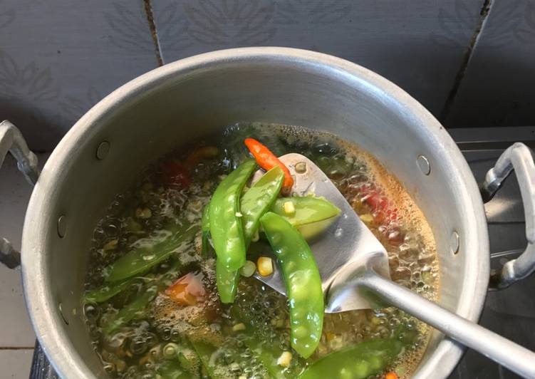 gambar untuk resep makanan Sayur bening kapri